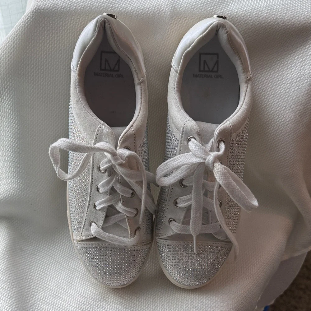 Material Girl Melanie Women 8M White Silver Rhinestone Embellished Sneaker Shoes